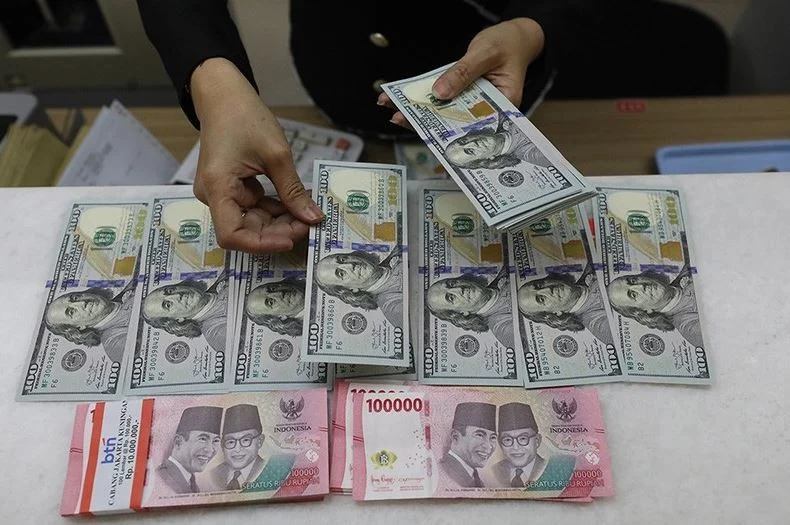 Pengamat Ramal Rupiah Bisa Sentuh Rp19 Ribu di Akhir Juni 2026