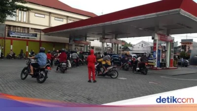 Pertamax Naik Gila-gilaan, Pemilik Mobil Menengah Terancam Turun Kelas ke Pertalite