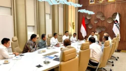 Purbayakan Diisukan Dicopot, Prabowo Gelar Rapat Mendadak di Danantara