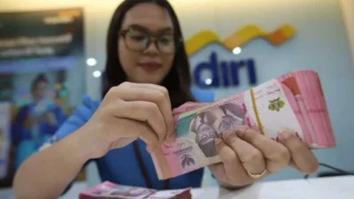 Simpanan dalam Uang Rupiah Susut, Likuiditas Perbankan Mulai Tertekan
